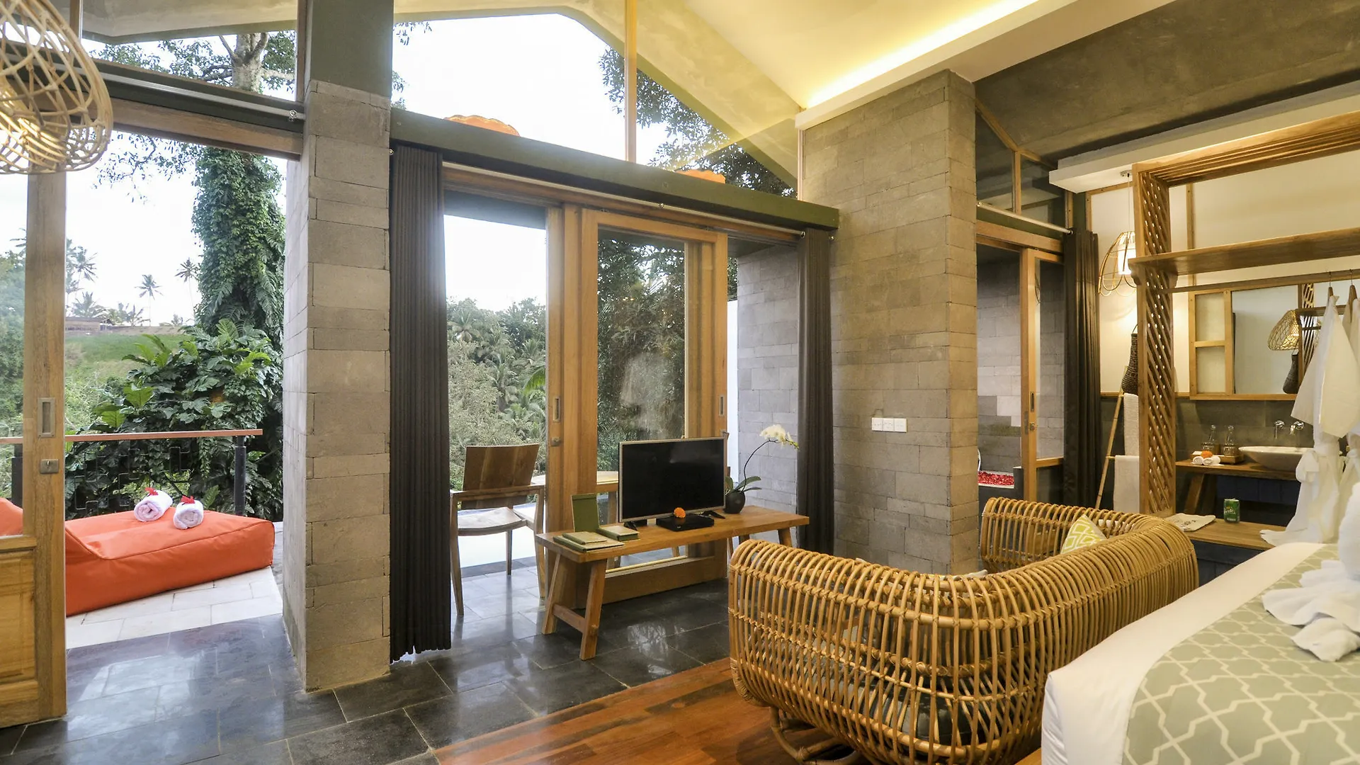 Amora Ubud Villas