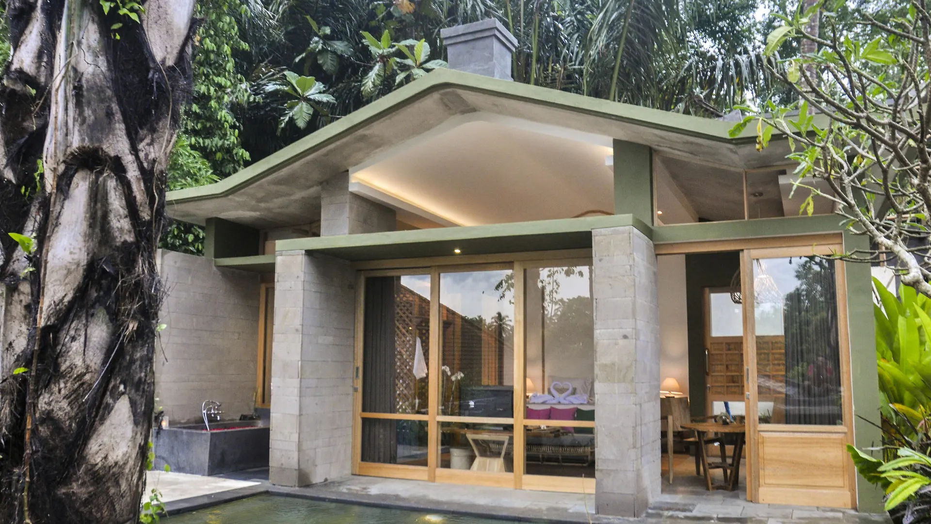 Hotel Amora Ubud Villas